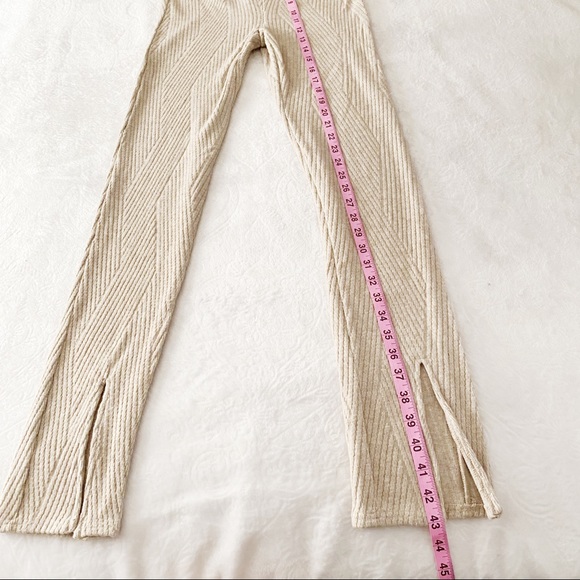 NWT Lulu’s Emery Park Knitted Parted Hem Leggings - Picture 10 of 16